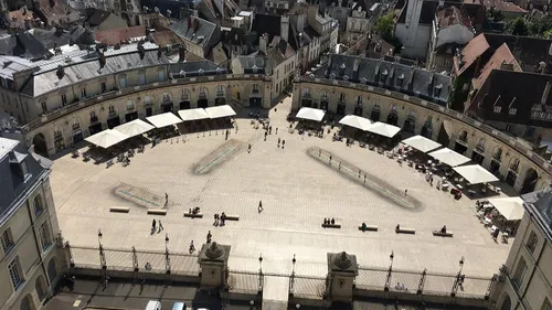 Une saison touristique estivale plutôt satisfaisante à Dijon  